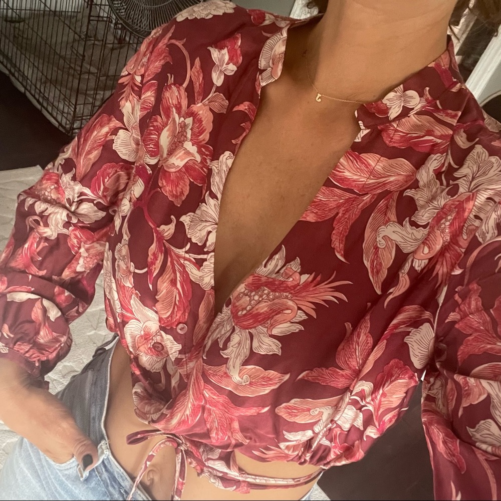 ZARA FLORAL CROPPED TOP SIZE XS